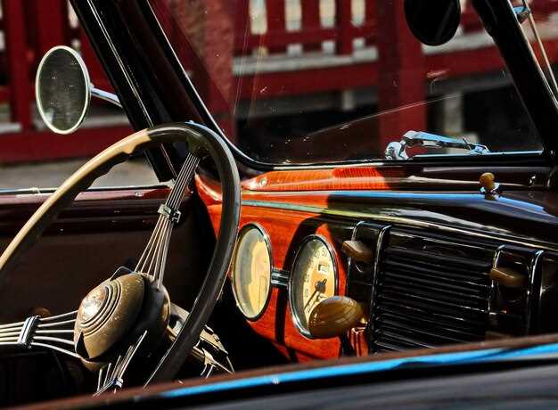 Chrysler Prowler: история, дизайн и технические характеристики редкого ретро-родстера