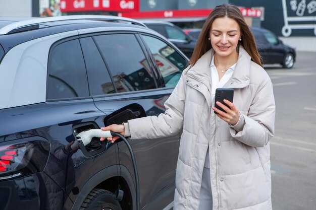 Как мы покупали электромобиль Evolute: правда о скидках, ТО и заправках бензином