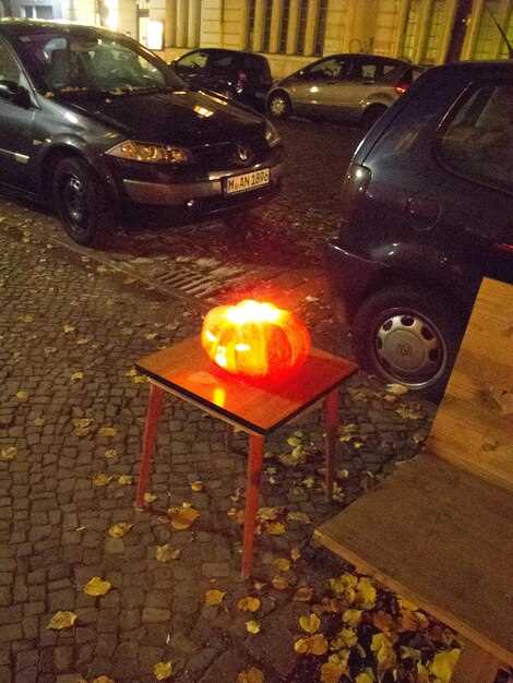 Почему горят электромобили: причины пожаров и их последствия